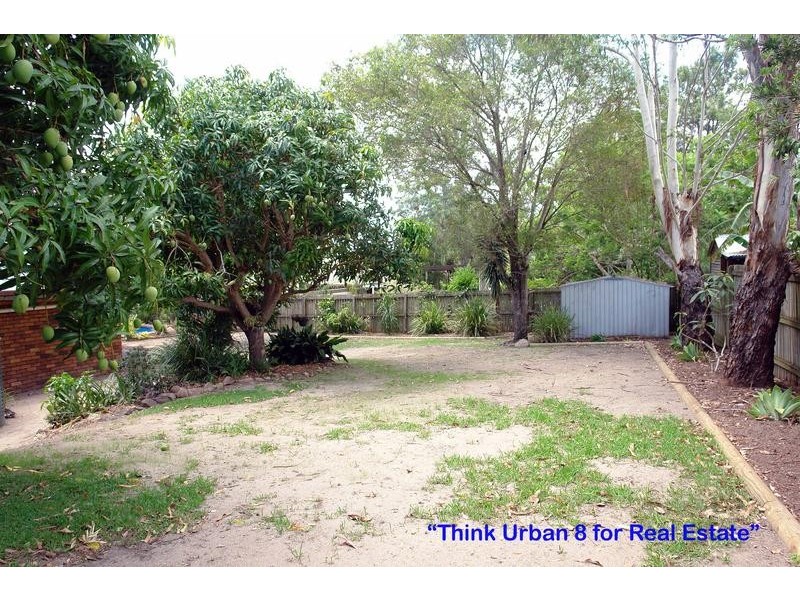 2 Lowan Street, Bellbowrie QLD 4070